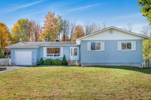 912 E Pattee Road E, Champlain, ON, K6A2R2 | Card Image