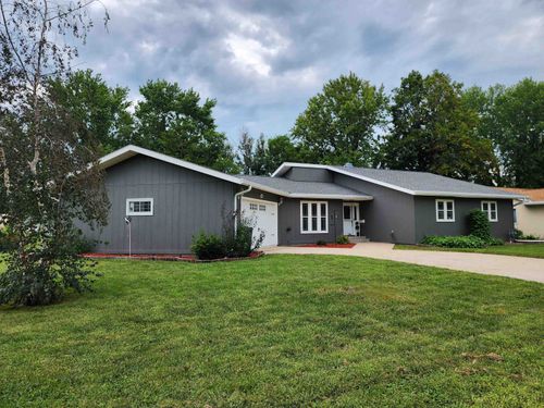 321 Bissell St, Laurens, IA, 50554-1507 | Card Image