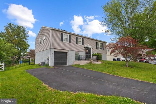 908 Mennonite Rd, ROYERSFORD, PA, 19468-3019 | Card Image
