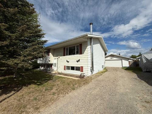 517 Mountain Street, Hinton, AB, T7V1J8 | Card Image