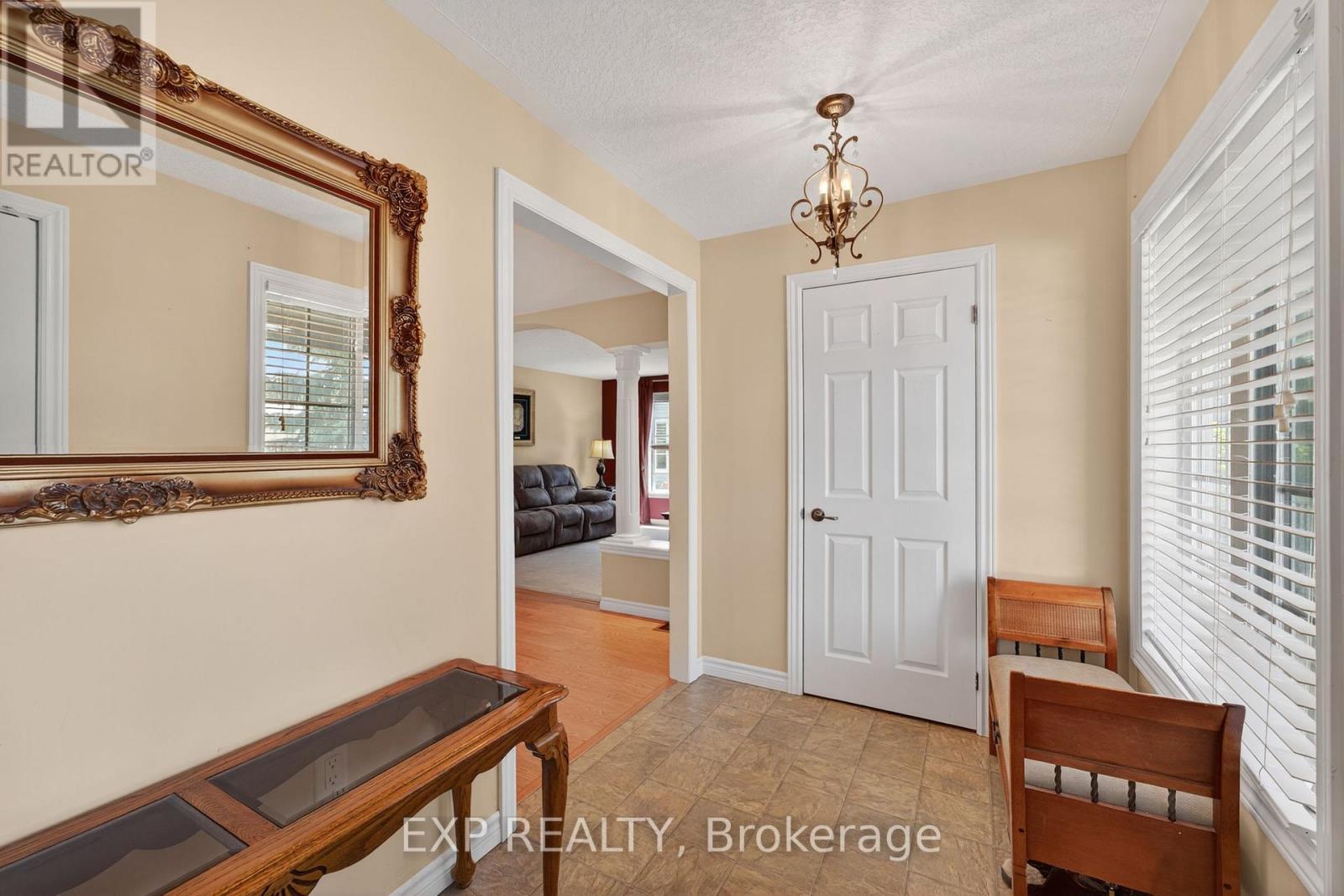 Residential in Wasaga Beach 4