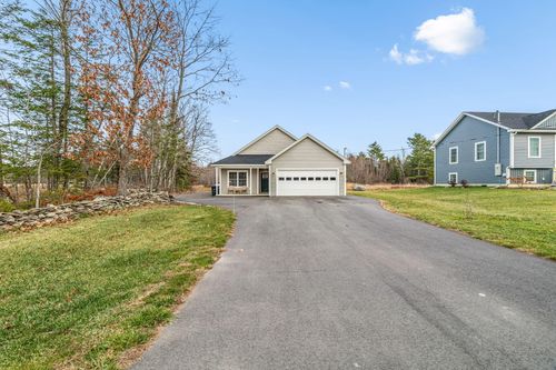 281 Partridge Lane, Hermon, ME, 04401 | Card Image