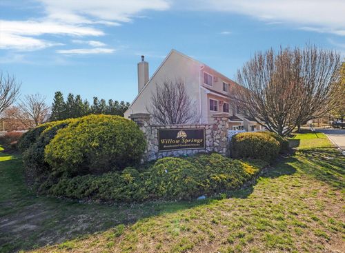 76-76 Willow Spgs, New Milford, CT, 06776-4319 | Card Image