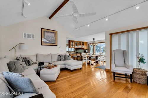 1205 Niihau Dr, FORKED RIVER, NJ, 08731-4702 | Card Image