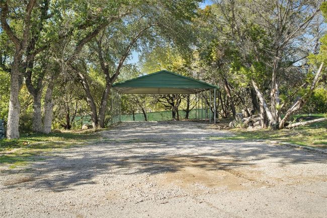 Spacious Car Port | Image 33