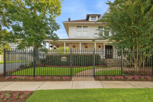 601 Willard St, Houston, TX, 77006-2149 | Card Image