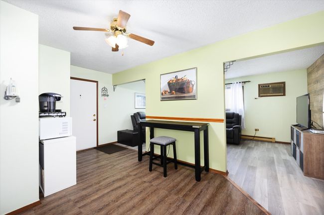 UNIT-1D - 214 Madison St, Home with 2 bedrooms, 1 bathrooms and 2 parking in Joliet IL | Image 7
