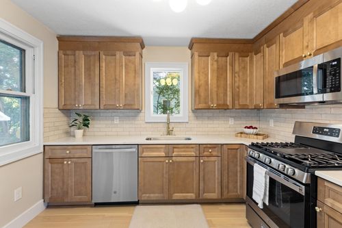 2744 Toledo Ave S, Saint Louis Park, MN, 55416-1924 | Card Image