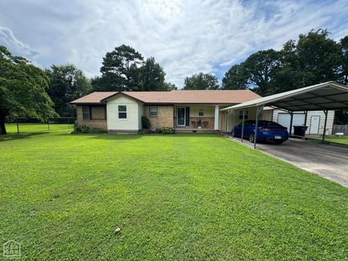 819 S 12th Ave, Piggott, AR, 72454-3257 | Card Image