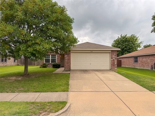 1920 Southridge Ln, Sherman, TX, 75092-6248 | Card Image