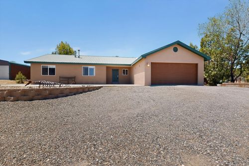 33 Sunset Blvd, Edgewood, NM, 87015-8717 | Card Image