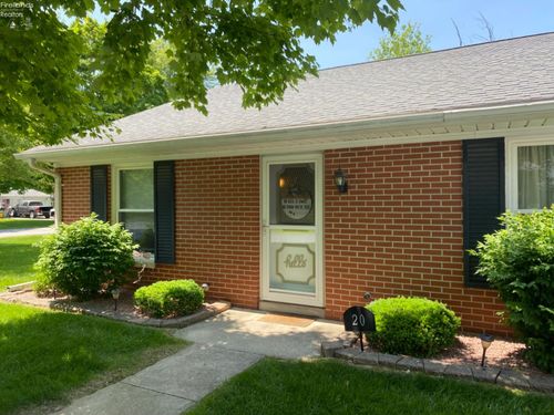 20 Shaker Ct, Fremont, OH, 43420-3187 | Card Image