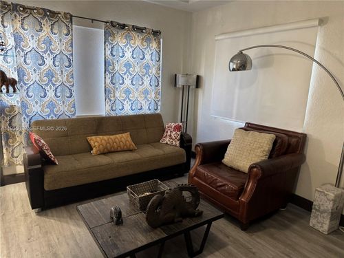 apt-1-168 Nw 53rd St, Miami, FL, 33127-1996 | Card Image