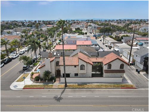 627 19th St, Huntington Beach, CA, 92648-3815 | Card Image