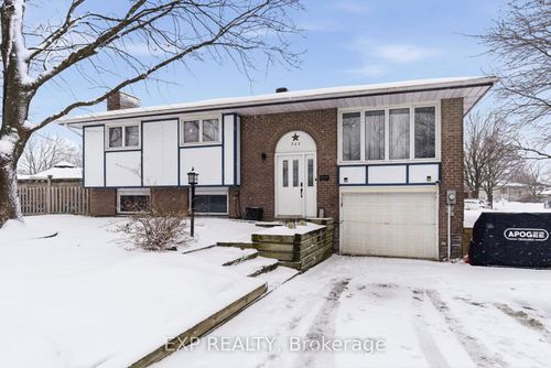 735 Montcalm Crt, Cornwall, ON, K6H6C2 | Card Image