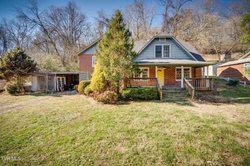 317 Independence Avenue, Mount Carmel, TN, 37645 | Card Image