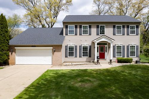 6230 Delasala Ct, Kalamazoo, MI, 49009-3959 | Card Image