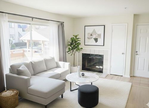 unit-102-25129 Copa Del Oro Dr, Hayward, CA, 94545-2580 | Card Image