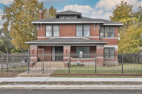 816 Hawthorne St, Houston, TX, 77006-3902 | Card Image