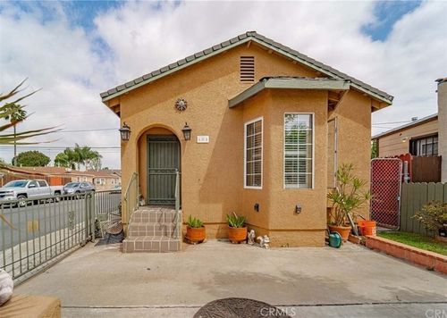 101 E 56th St, Long Beach, CA, 90805-4025 | Card Image
