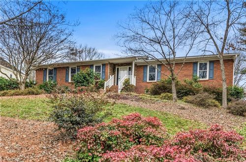 3606 Squirewood Dr, Clemmons, NC, 27012-9474 | Card Image