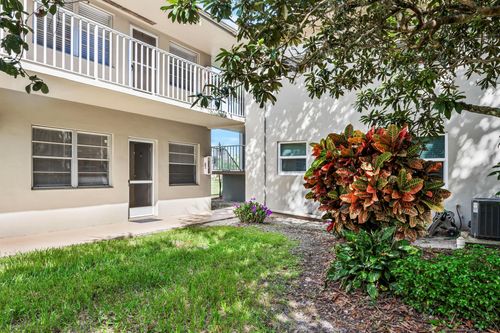 apt-105-13 Lake Vista Trl, Port St. Lucie, FL, 34952-6327 | Card Image