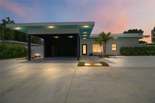 2306 Valencia Dr, SARASOTA, FL, 34239-5311 | Card Image
