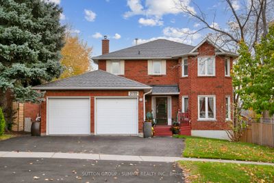 2722 Kingsway Dr, House other with 4 bedrooms, 3 bathrooms and 5 parking in Oakville ON | Image 1