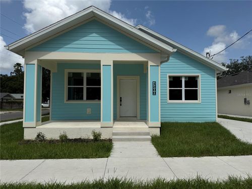 4200 N 15th St, TAMPA, FL, 33610-6102 | Card Image