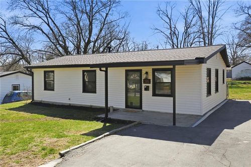 4721 Oak Grove Rd, Kansas City, KS, 66106-3541 | Card Image