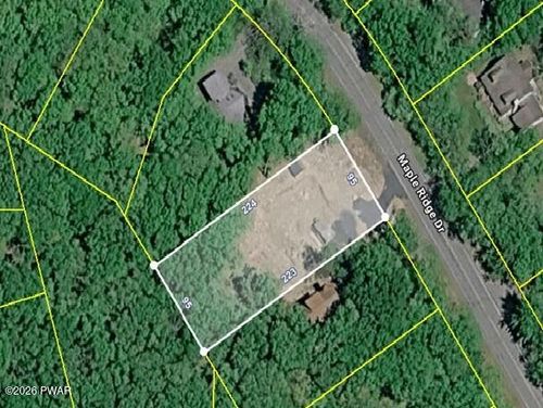 402 Maple Ridge Dr, Lords Valley, PA, 18428 | Card Image