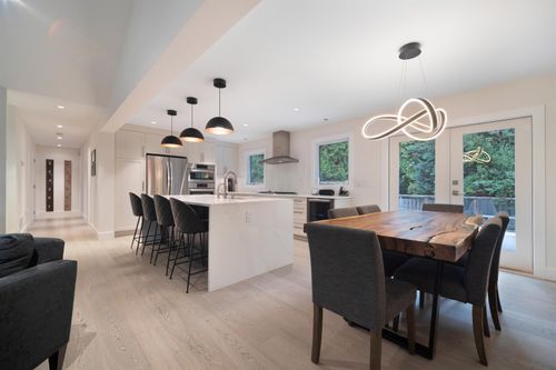 2488 Belloc St, North Vancouver, BC, V7H2L1 | Card Image