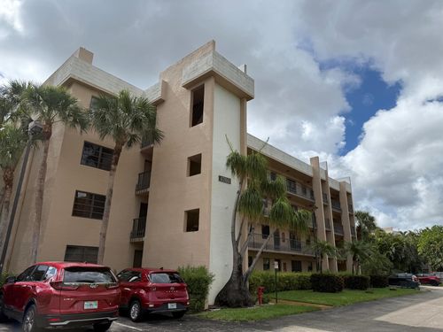 206-4760 Lucerne Lakes Blvd, Lake Worth, FL, 33467 | Card Image