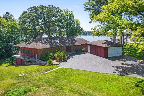 309 Holiday Dr, Somonauk, IL, 60552-9628 | Card Image