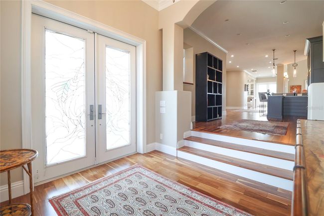 11105 5 Th St E, House other with 4 bedrooms, 4 bathrooms and null parking in TREASURE ISLAND FL | Image 5