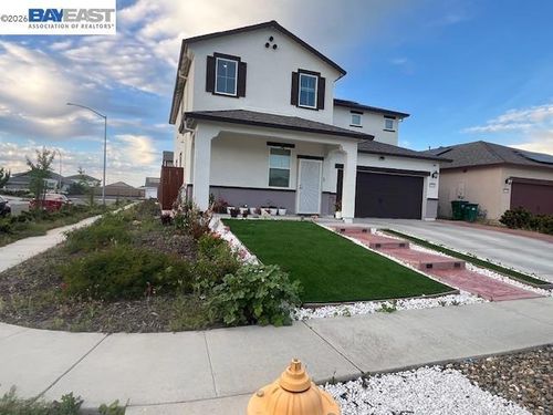 3319 Seger Way, Stockton, CA, 95212-3152 | Card Image