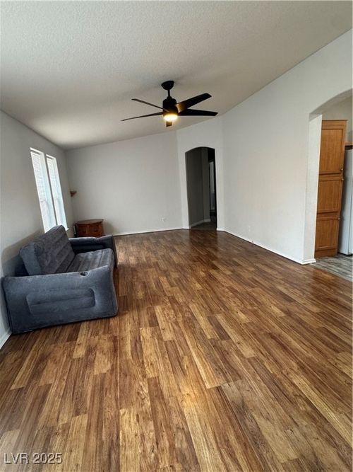 251 A Ave S, Beatty, NV, 89003 | Card Image