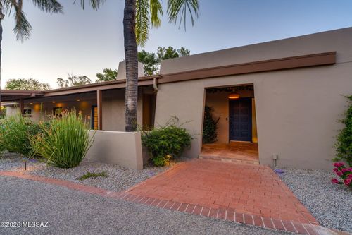 6035 E San Cristobal St, Tucson, AZ, 85715-3039 | Card Image