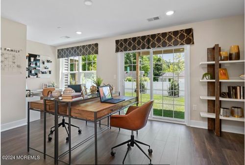 22 Primrose Ct, Manalapan, NJ, 07726-3902 | Card Image