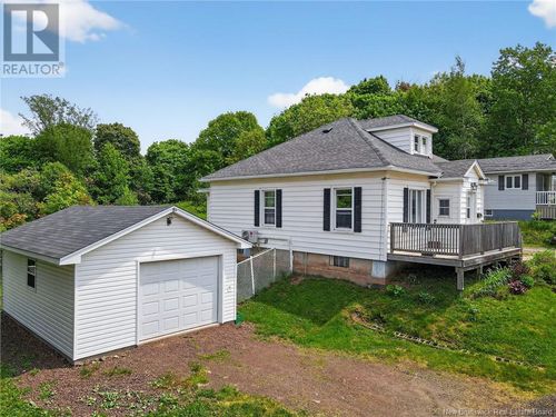 122 Hillview Ave, Riverview, NB, E1B1M2 | Card Image