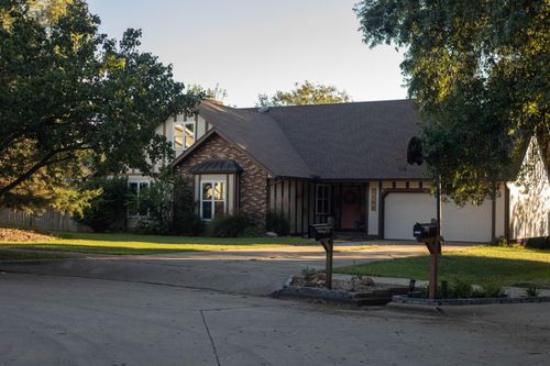 3168 Tracy Ct, Springfield, MO, 65807-3184 | Card Image