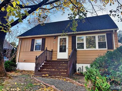 160 Riverview Road, House other with 3 bedrooms, 1 bathrooms and null parking in Phillipsburg NJ | Image 1