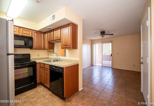 316-1810 E Blacklidge Drive, Tucson, AZ, 85719 | Card Image