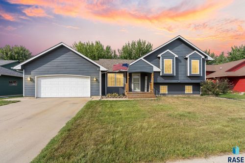 940 E Ryan Dr Drive, Tea, SD, 57064 | Card Image