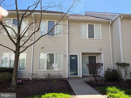 2407-2407 Noras Ct, NORTH WALES, PA, 19454-2018 | Card Image