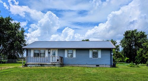 403 S Shiloh Ave, Conway, MO, 65632-8209 | Card Image