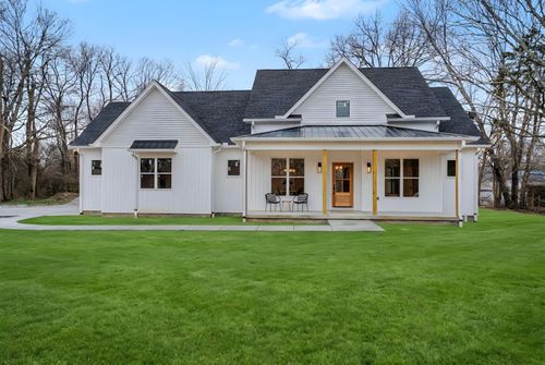 1171 Old Charlotte Rd, White Bluff, TN, 37187-9010 | Card Image