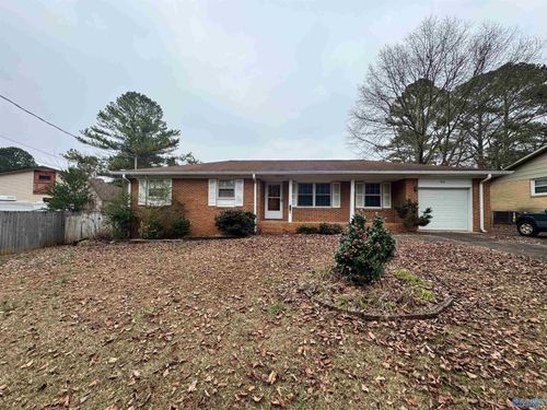 1818 Carson Ln Nw, Huntsville, AL, 35816-1412 | Card Image