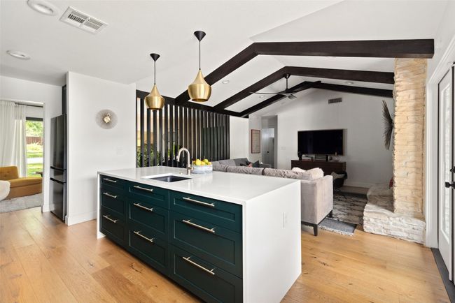 7210 Geneva Dr, House other with 3 bedrooms, 2 bathrooms and null parking in Austin TX | Image 13