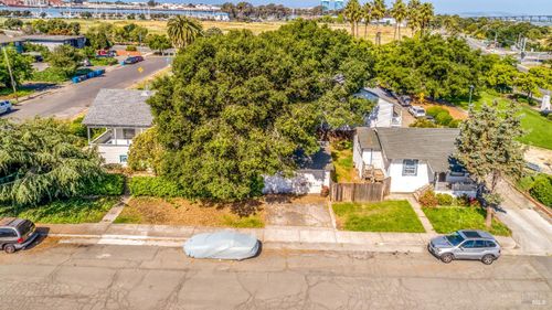 46 Alabama St, Vallejo, CA, 94590-4302 | Card Image